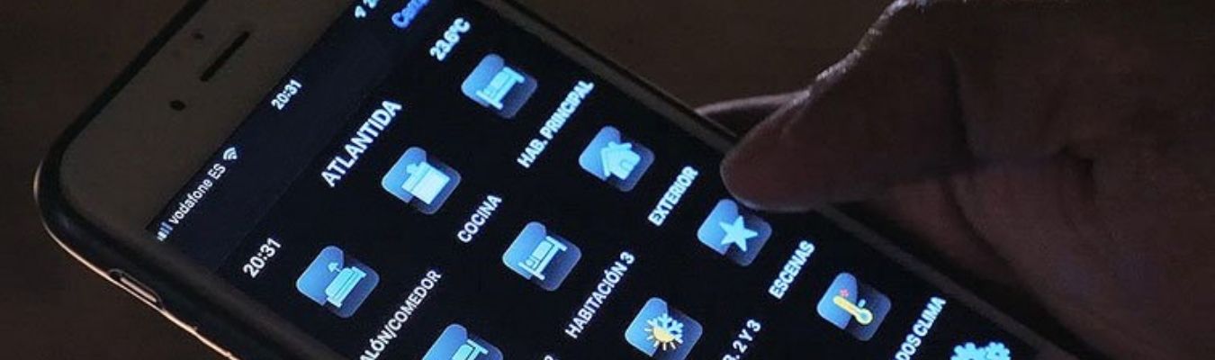 CASAS MODULARES, VIVIENDAS INTELIGENTES